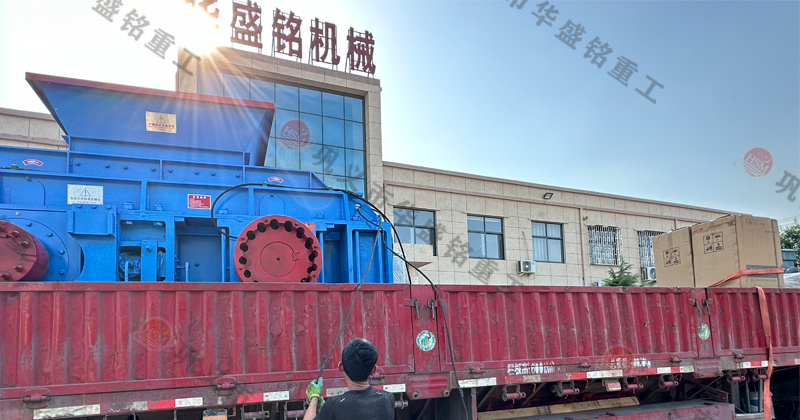 鐵礦石液壓對輥破碎機的維護成本如何？工作原理是什么？